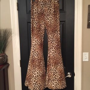 Forever 21 NWT bellbottoms